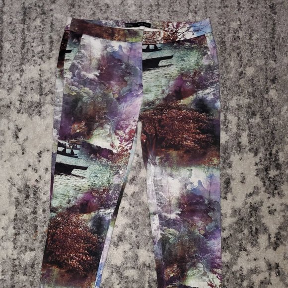Zara Pants - Zara Basic Artistic Print on Pants sz S EUC 😍😍😍